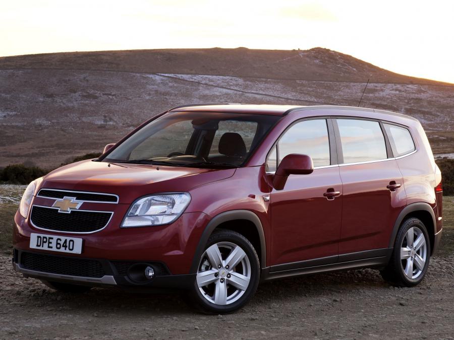 Chevrolet Orlando 2010 года  (UK) (фото 9 из 14)
